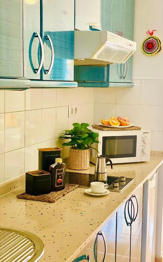 Beautiful Garden Flat Nearly Refurbished Free Wifi location